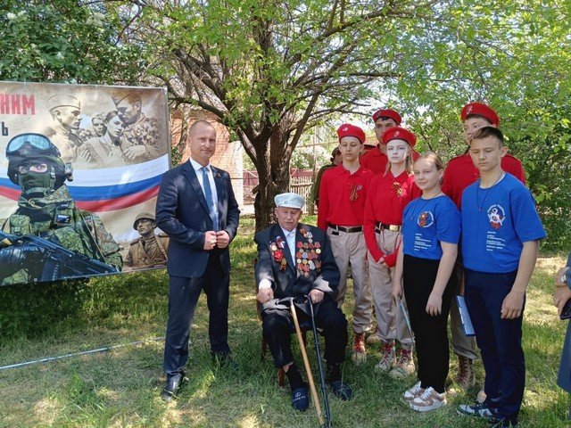 Открытие памятной таблички ветерана ВОВ
